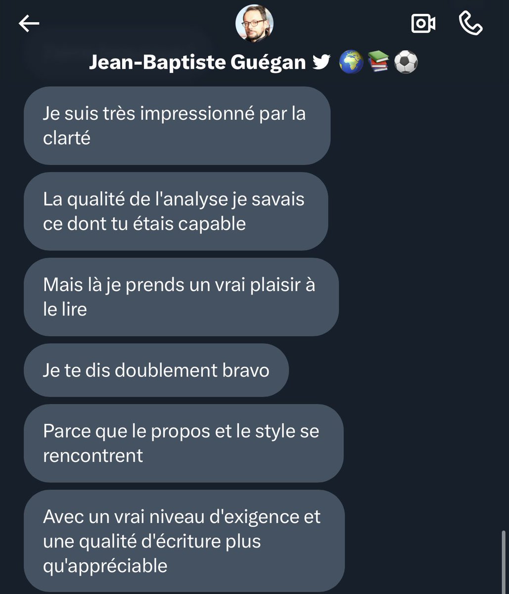 Quand ton ancien professeur @jbguegan te félicite, les compliments provoquent une émotion particulière 🥲 J’en profite pour vous recommander chaleureusement ses derniers ouvrages : Révolution Mbappé (ed.Michel Lafon @clementpernia) & Guerre du Sport (Ed.Tallandier @LukasAubin)