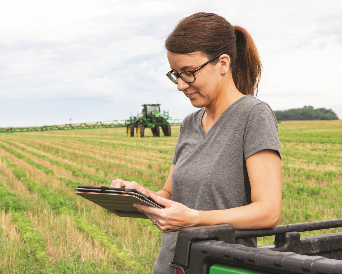 Want to maximize your fleet's performance and efficiency? Find out how you can reduce fill times and increase working hours for your equipment. Use John Deere Operation Center to find ways you can be more productive and have less idle time! ow.ly/cgpg50QP8RT #PattisonAg