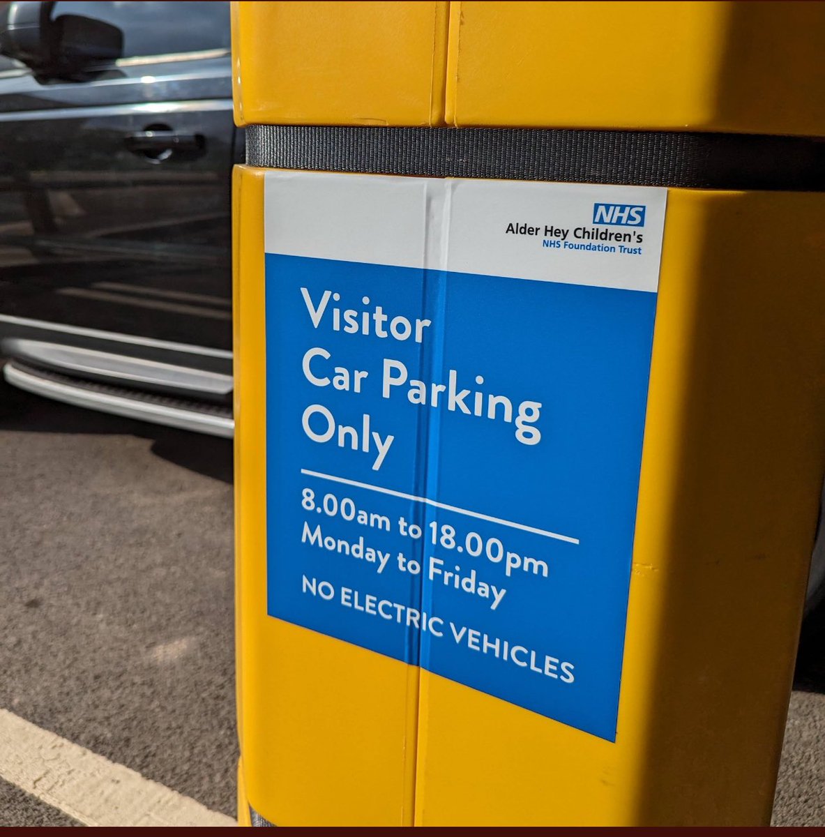 Why has @AlderHey Children’s Hospital banned EVs from their visitor car park when data shows that ICE cars are 20 X more likely to catch fire than EVs? Misinformation erroneously shaping public policy again. @Bill_Esterson @NHSuk @transportgovuk