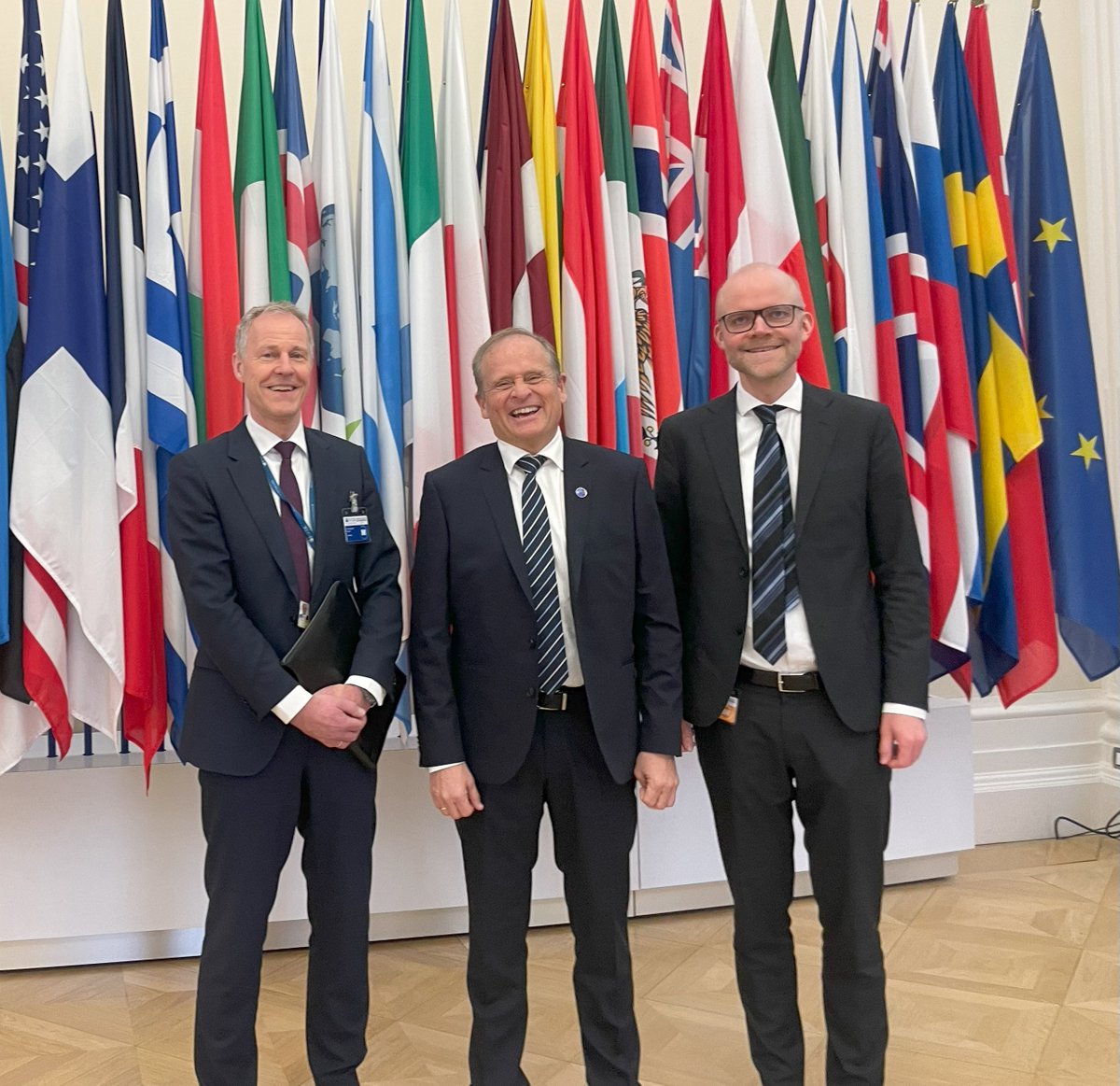 Today we kick off the #OECDMinisterial, where ministers and high-level representatives will discuss issues critical to the international community and set out the organization’s strategic orientations. Great to have @akravik79 and @erlendgrimstad in Paris to represent Norway 🇳🇴