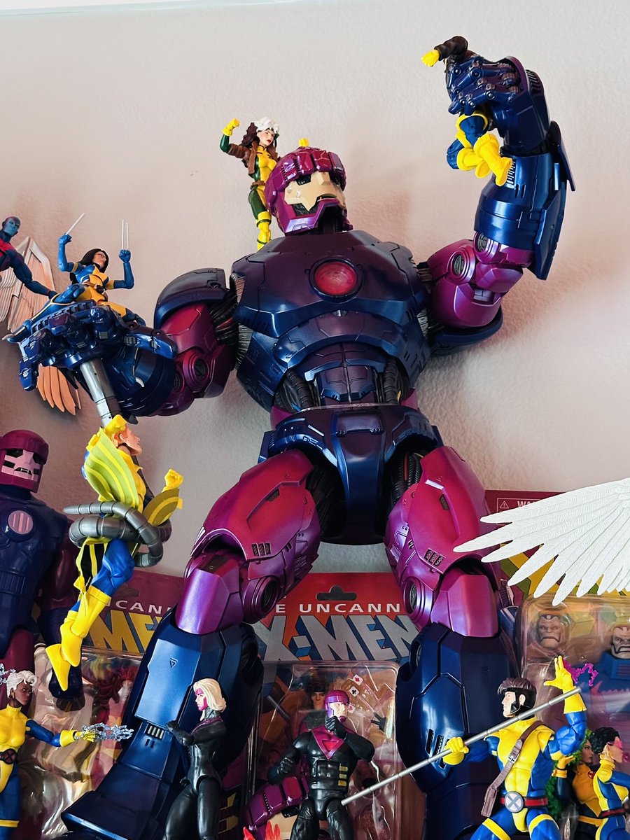 Wacky idea for a Marvel Haslab in ‘25. 

Offer up a new chance to obtain a sentinel for new collectors. X-Men ‘97 themed box, flat color deco, new head. One figure, no unlocks. Try to keep that price at 299.99. Five years will have passed since release &amp; season two will be out.