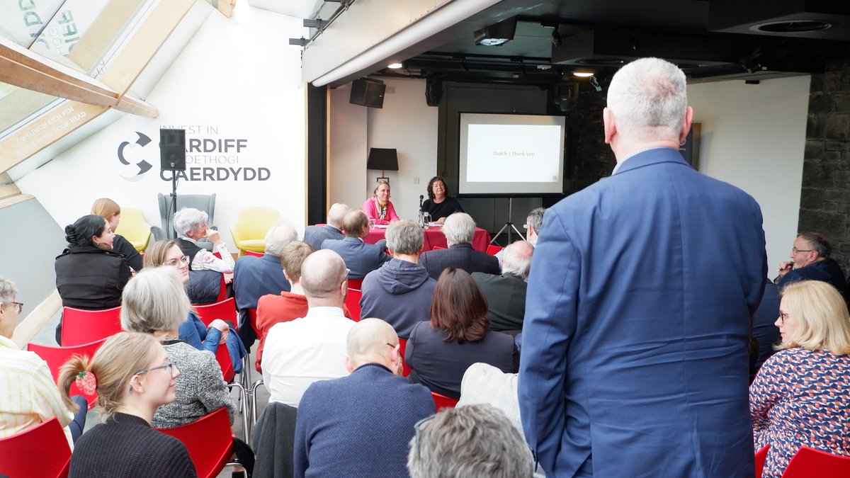 Yesterday, along with @LSWalesCDdCymru, we were delighted to host a lecture by Prof Wendy Larner, President & VC of @cardiffuni. Cardiff Castle was a fantastic backdrop from which to hear an engaging discussion on the role and future of Universities in Wales and beyond.