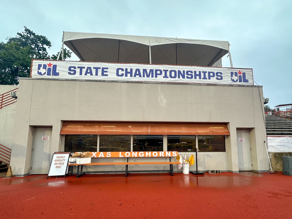 Time to kick off three days of #UILState Track & Field, showcasing 679 schools & 2,525 of the best athletes in the state of Texas! 👟 Confs 3A/4A compete today w/ Field events @ 9:00am & Track events @ 5:00pm 🏟️ Mike A. Myers Stadium LIVE RESULTS ➡️ uil.tfresult.com 🎥…