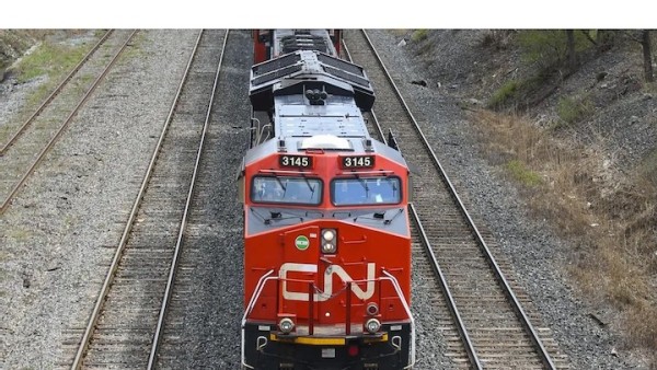 #Rail workers demanding more rest time moved closer to a strike that would disrupt #supplychains from Halifax to Vancouver and down through the Midwest to the Gulf of Mexico. #shipping | #intermodal | #railways | #railstrike 

ajot.com/news/north-ame…