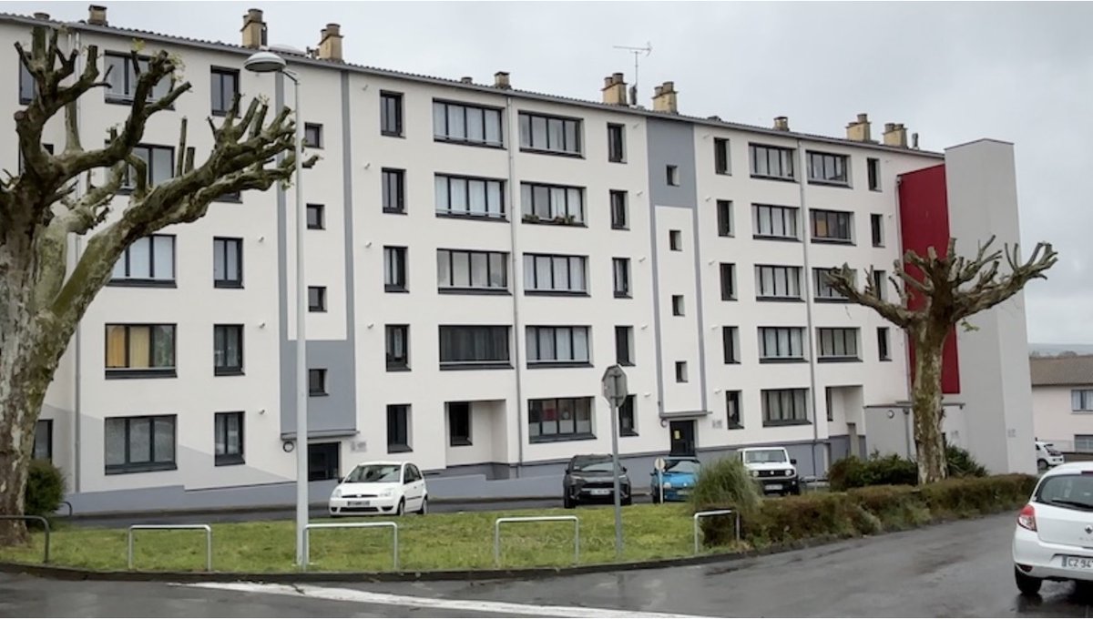 🏘️ #Aude : @HabitatAudois a lancé la réhabilitation de 112 #logements sociaux sur la Ville de #Castelnaudary qui va permettre de réduire fortement les consommations énergétiques pour les locataires. bit.ly/3UfKW2q #transitionecologique