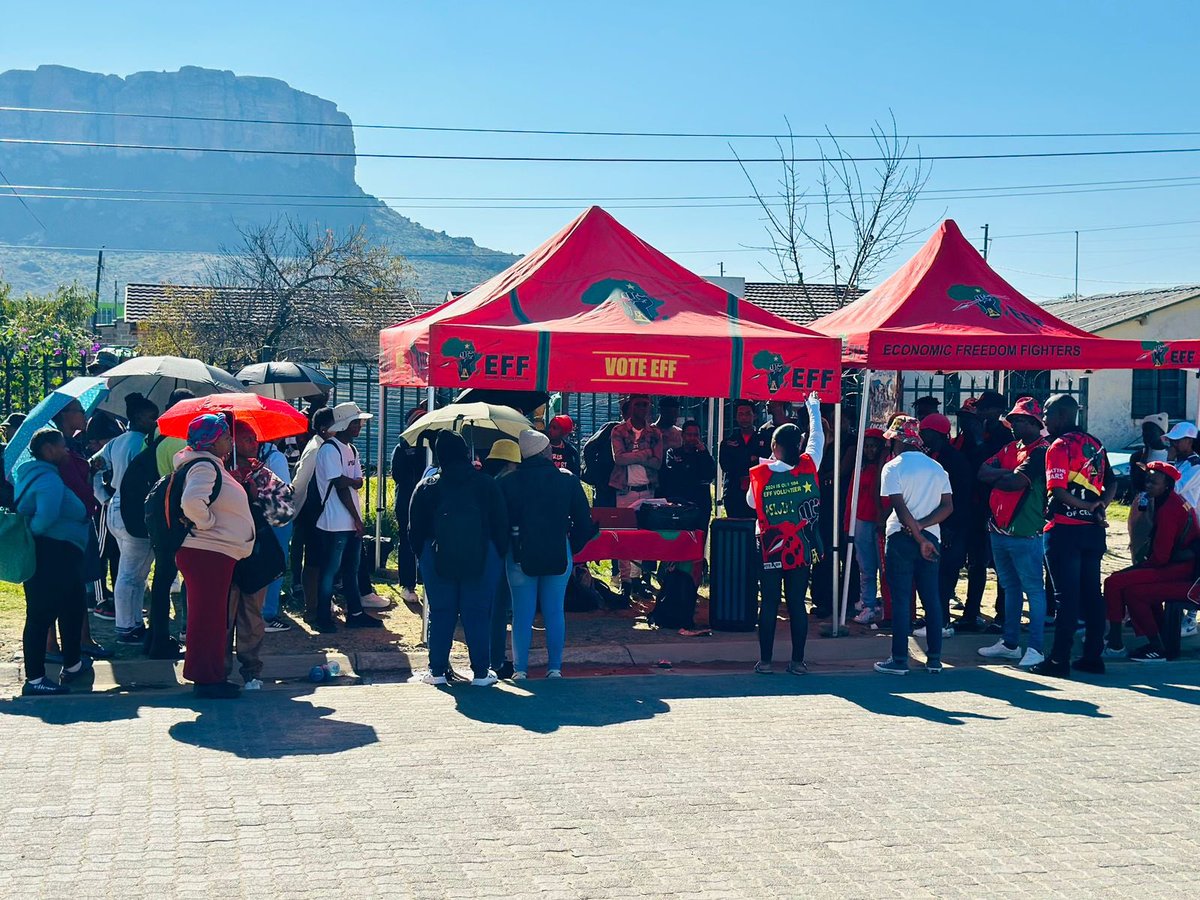 ♦️HAPPENING NOW♦️ EFF Mlungisi Madonsela Battalion National Coordinator, @NalediChirwa leading the Mlungisi Madonsela Battalion recruitment activation at Maluti TVET College, Thabo Mofutsanyane in Free State. We are young, vibrant and unstoppable! #VoteEFF