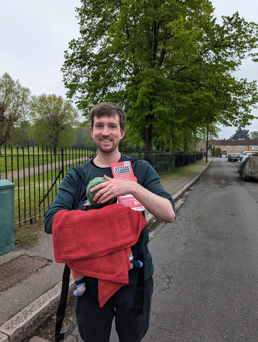 Little one's first afternoon on the doorstep with me! I hope residents here in Barnet will vote @SadiqKhan & @anne_clarke today, for kids across London whose Free School Meals are at risk if we get a Tory Mayor.