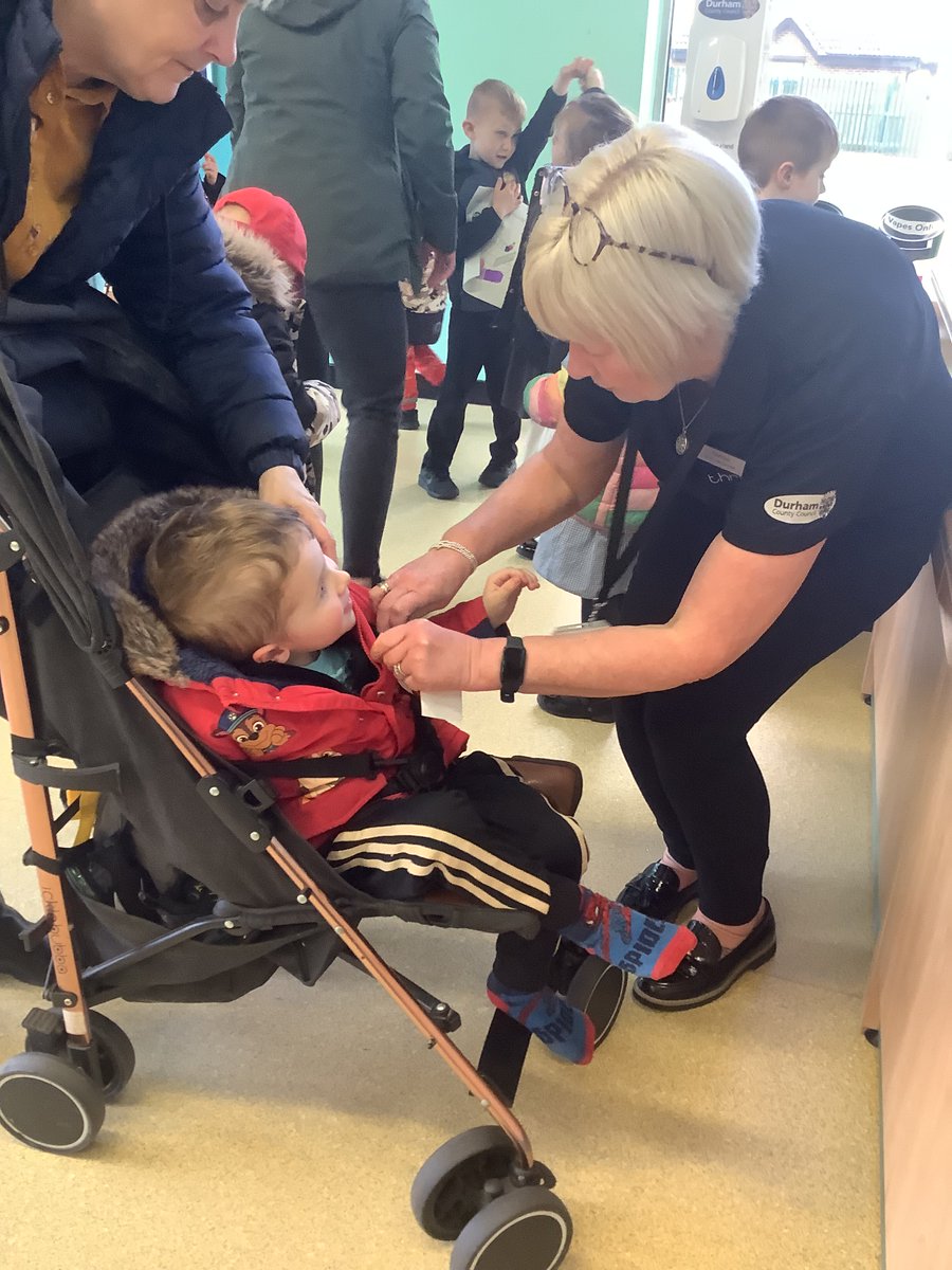 The pupils of Sunnybrow School paid a visit to Willington Library to do some colouring and check out their selection of junior books! It's always lovely to see the younger generation coming in to make use of the service! 🥰