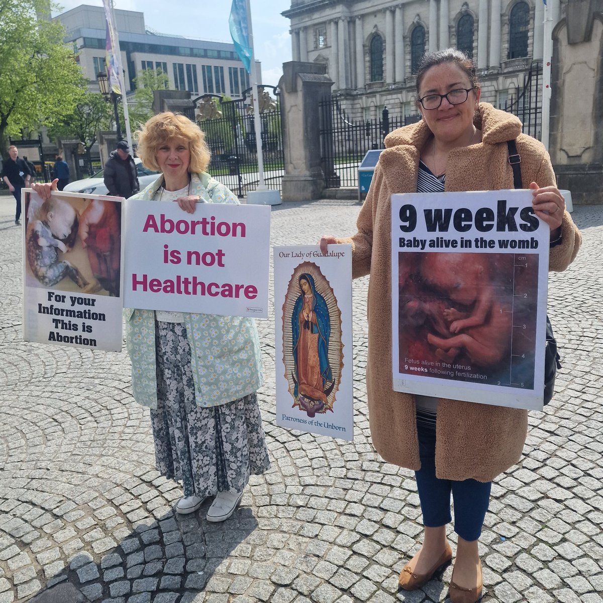 Today Precious Life witness for the unborn babies being killed by abortion in Belfast city centre. 

Abortion is not healthcare, because healthcare does not kill. Women and babies deserve better! 

#PraytoEndAbortion #RepealSection9