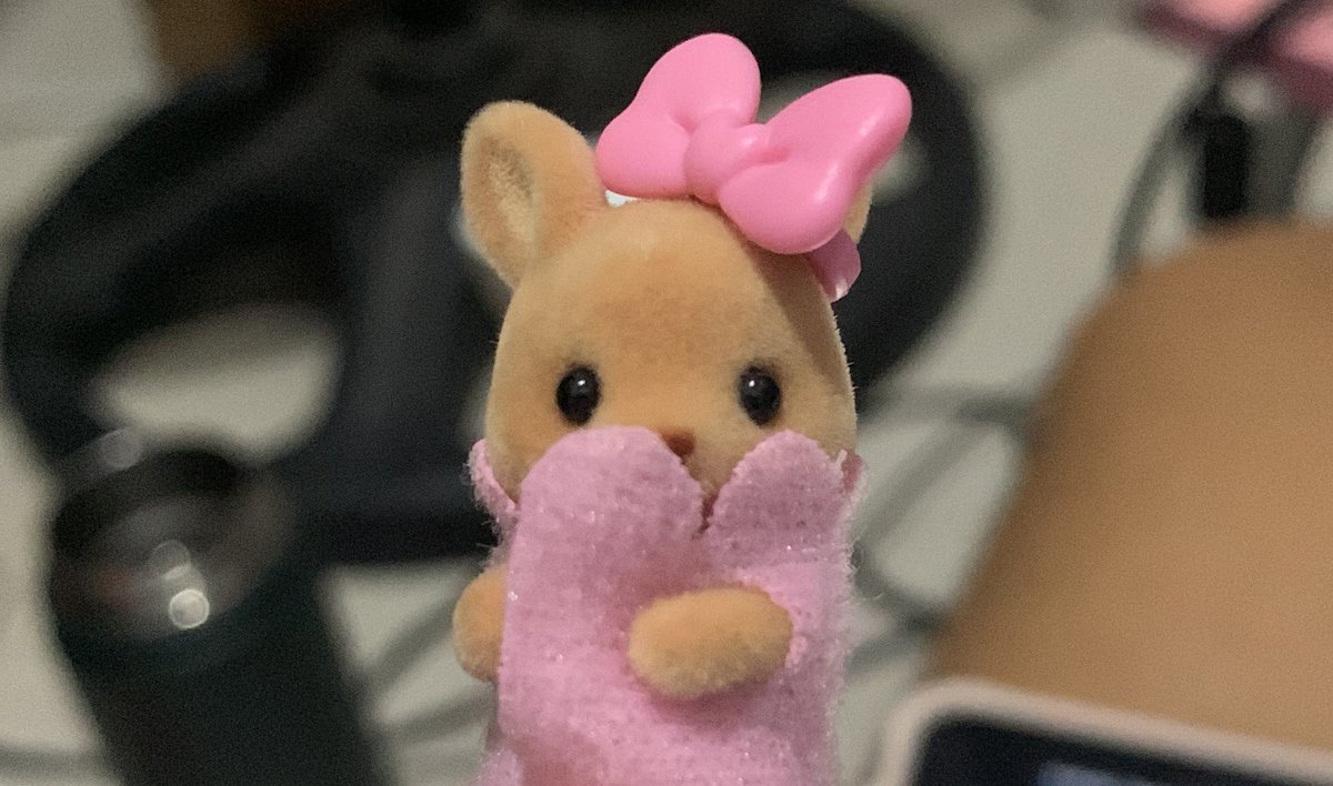hi oomfs !! its been some time since i've been on sylvtwt but wala pa ata ako masyado nakakapag interact,

so, hello !! i'm percy !! 🫶🏻

hoping to be besties w the people in this community 🫶🏻