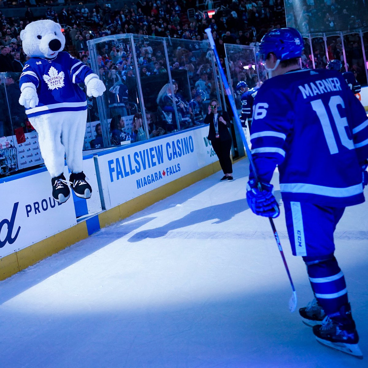 @MapleLeafs @Sportsnet @FAN590 @scotiabank I hope SBA is BUZZIN tonight! #LeafsForever