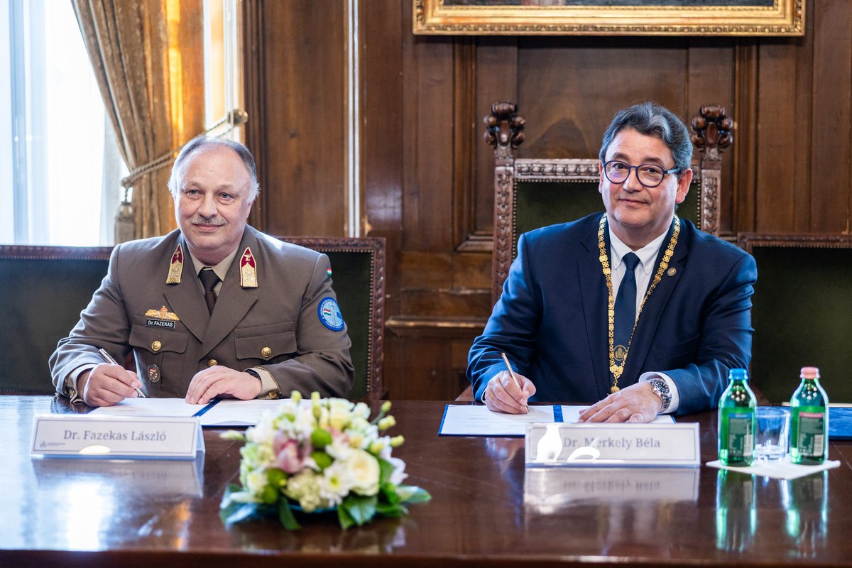 Semmelweis University and the Budapest-based NATO MILMED COE have entered into an agreement on organizing and coordinating joint trainings and professional events as well.
Read more:
semmelweis.hu/english/2024/0…