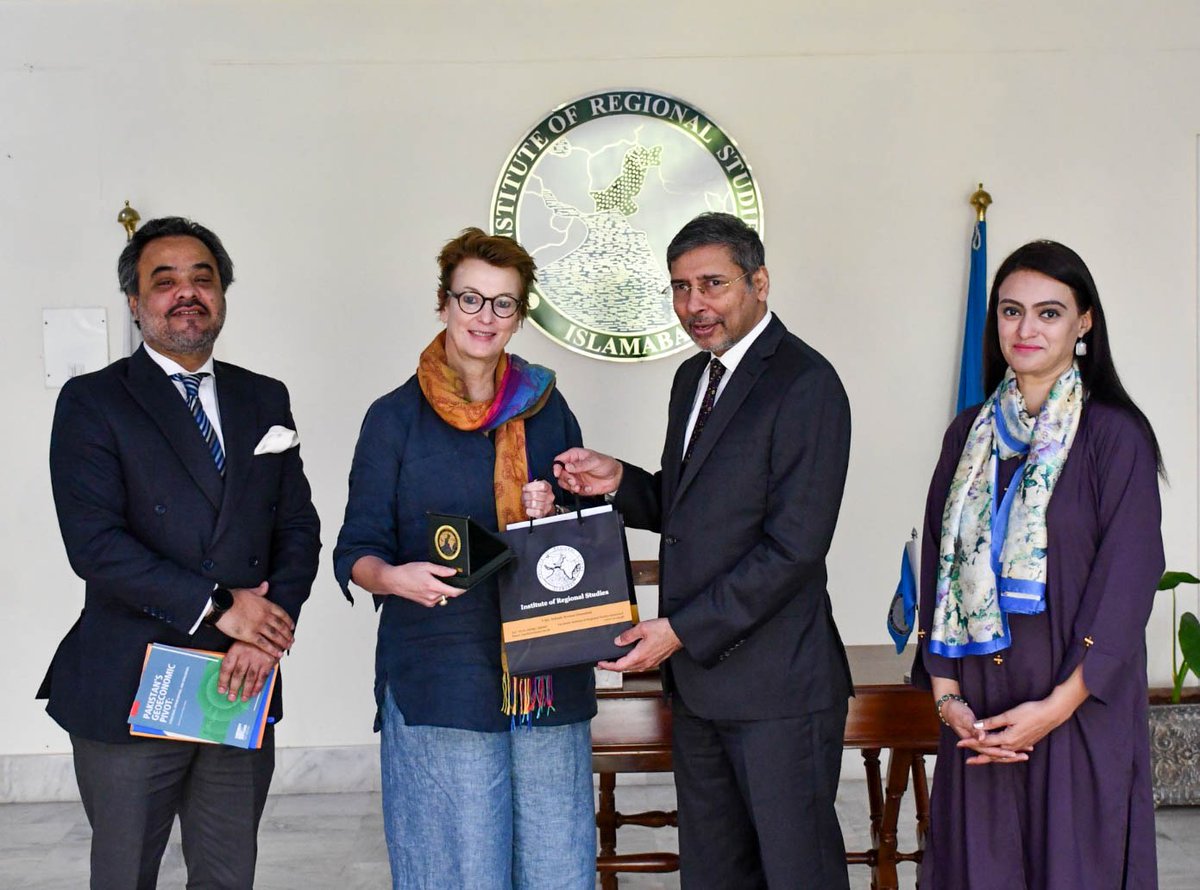 Productive meeting between Dr. Almut Wieland-Karimi, Country Director @FES_Pak, and Ambassador Jouhar Saleem(@JauharSaleem), President @IRSIslamabad, to discuss and enhance Pak-German relations and fostering collaboration between FES and IRS.