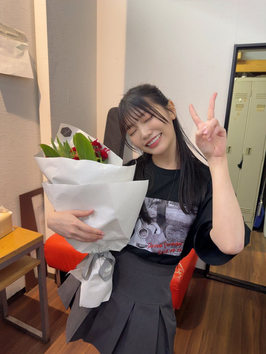 取り急ぎ本日は松下玲緒菜Birthday Liveありがとうございました！！
無事ソロデビューです！✨