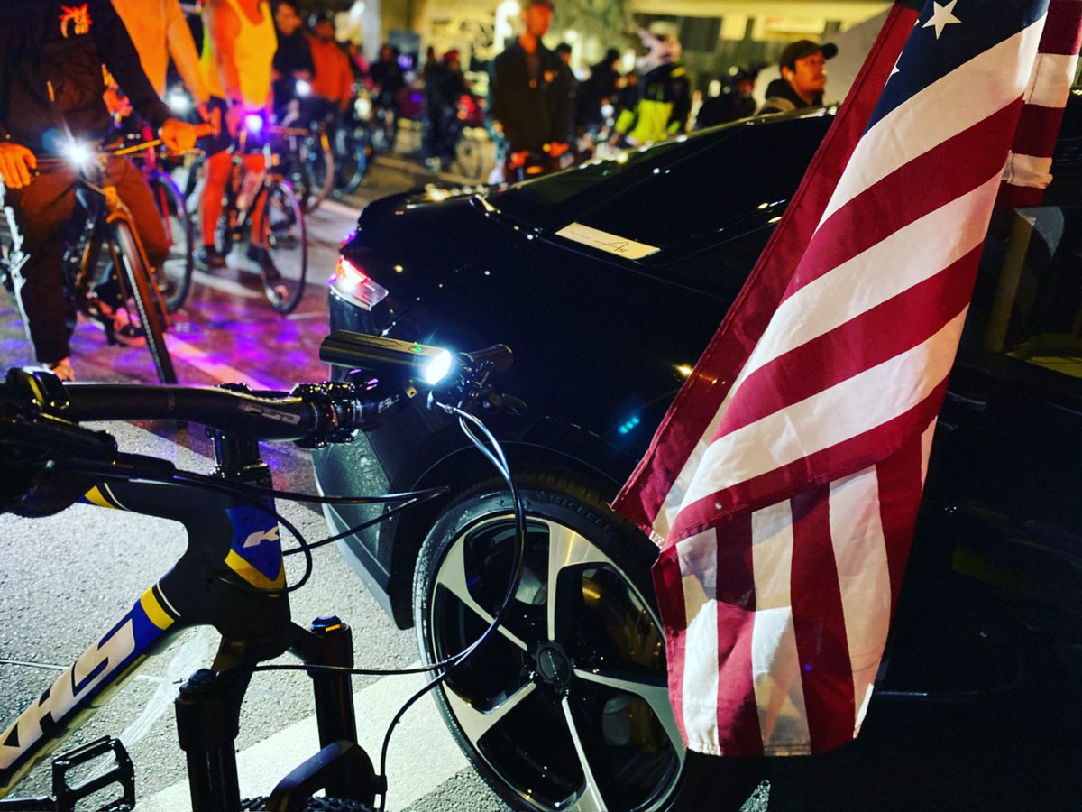 The nations largest community bicycle ride! We are the world #famous #LACriticalmass

We are @LucidMotors and @KHSbicycles 

#LosAngeles #Koreatown #Hollywood #HancockPark #BeverlyHills #MiracleMile #WestHollywood #DTLA #WilshireBlvd #Cycling