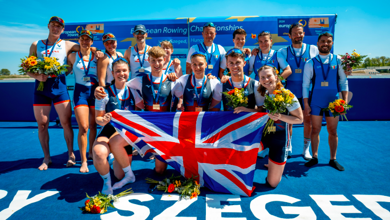 Team GB rowing coach can't hide amazement as Olympic marker laid down and record rainfall defied ✍️|@TomHarleSB mirror.co.uk/sport/other-sp…