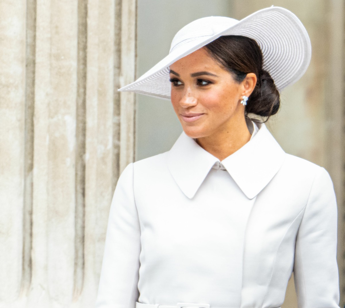 Former Sun editor: Britain is ‘entitled to a view’ of Duchess Meghan celebitchy.com/869992/