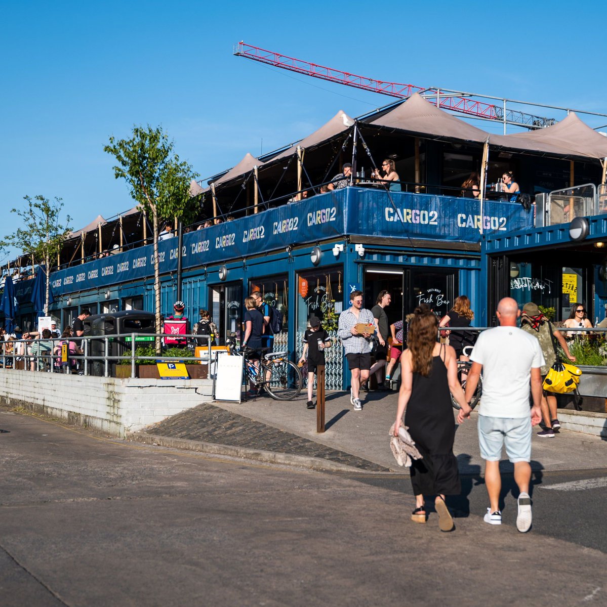 We love busy days at Wapping Wharf! 🌷🪻🌸 #BristolRestaurants #BristolFoodie #EasterEgg #BristolHarbour #EasterBunny #WappingWharfBristol #BristolFood #EasterEggHunt #BristolRetailer #BristolHarbourside #BristolGuide