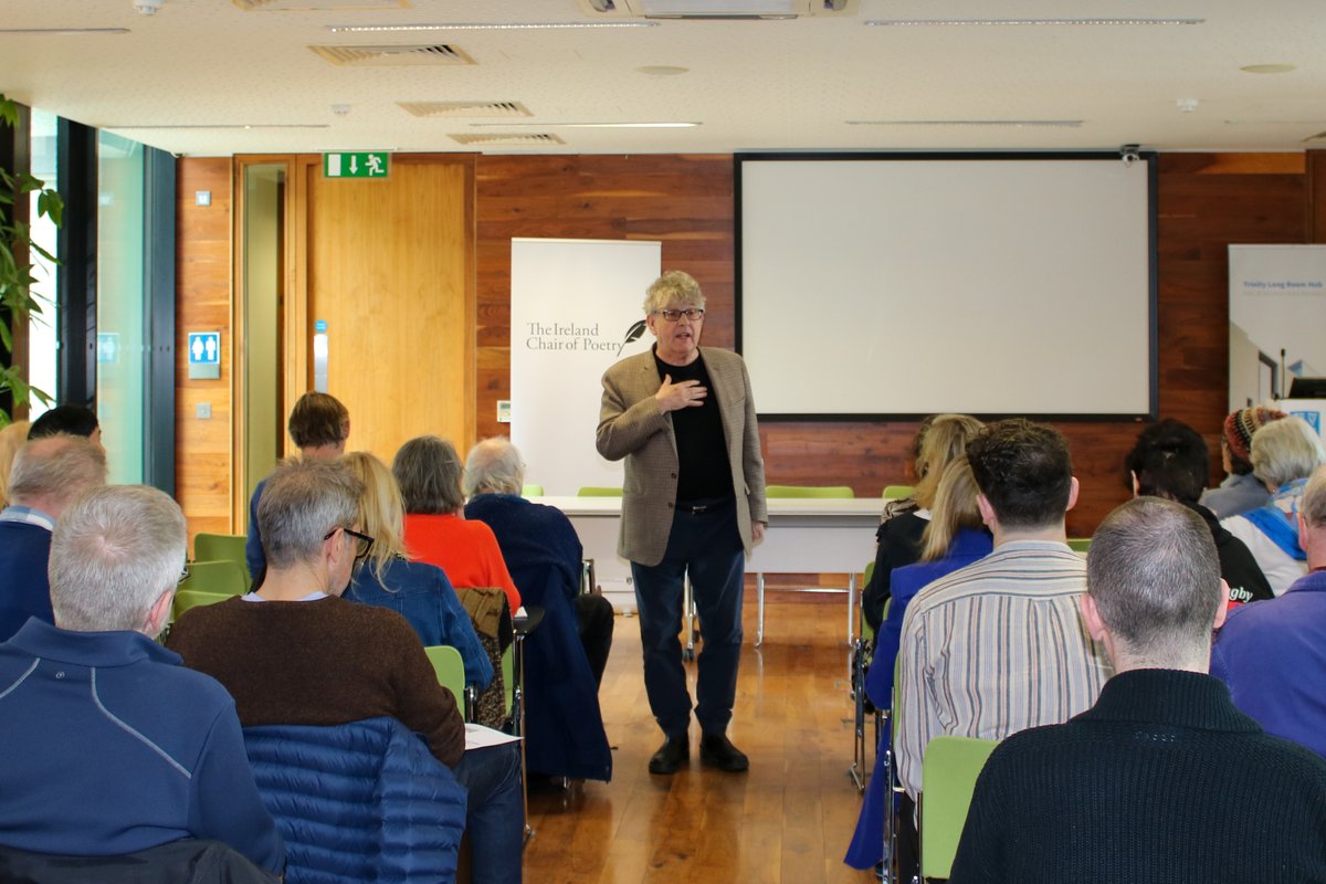 🙌The finale of the @poetryireland workshop series with poet Paul Muldoon concluded yesterday in the Hub. It's been a pleasure to host this series of poetic exploration and creativity, and we welcome all who participated in these sessions to visit us again soon! 😊 #HubMatters