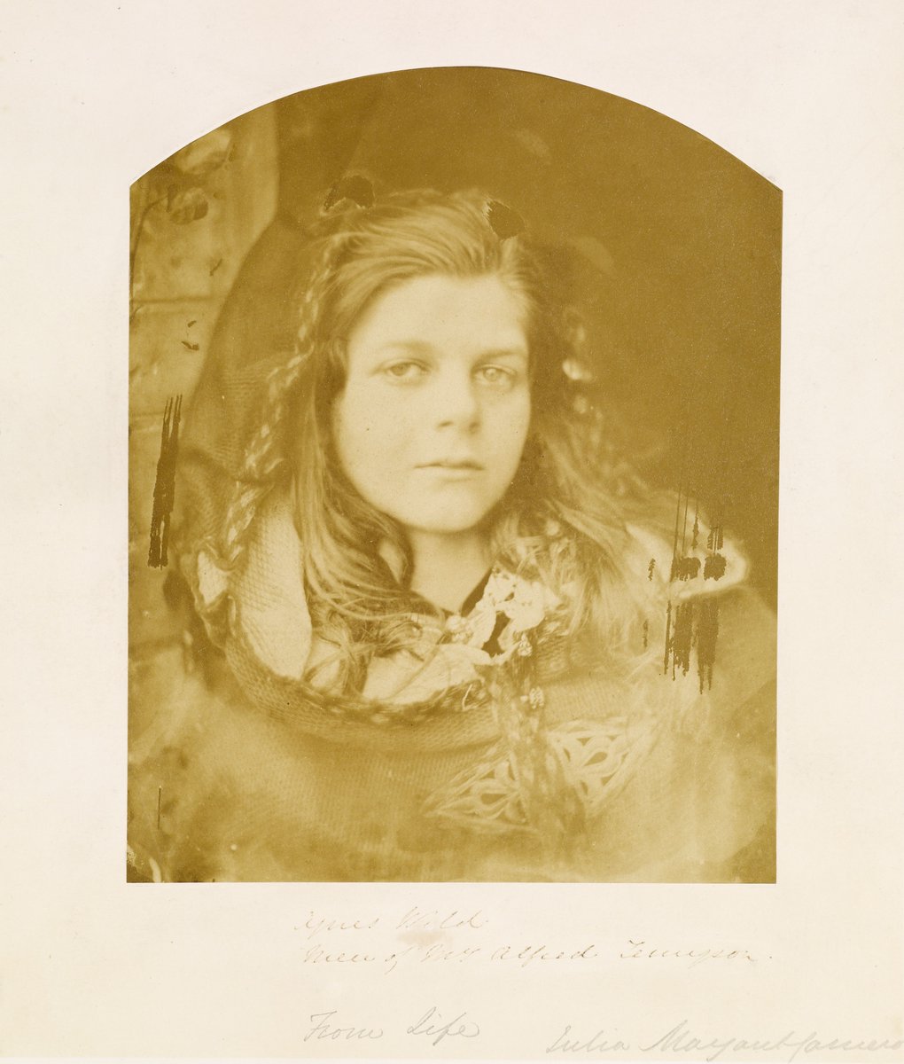 Agnes Weld photographed by Julia Margaret Cameron, 1864. Shared for @artukdotorg's #OnlineArtExchange women in photography theme to celebrate @NPGLondon's exhibition ‘Francesca Woodman and Julia Margaret Cameron: Portraits to Dream In’. dams.birminghammuseums.org.uk/asset-bank/act… #PublicDomain #CC0