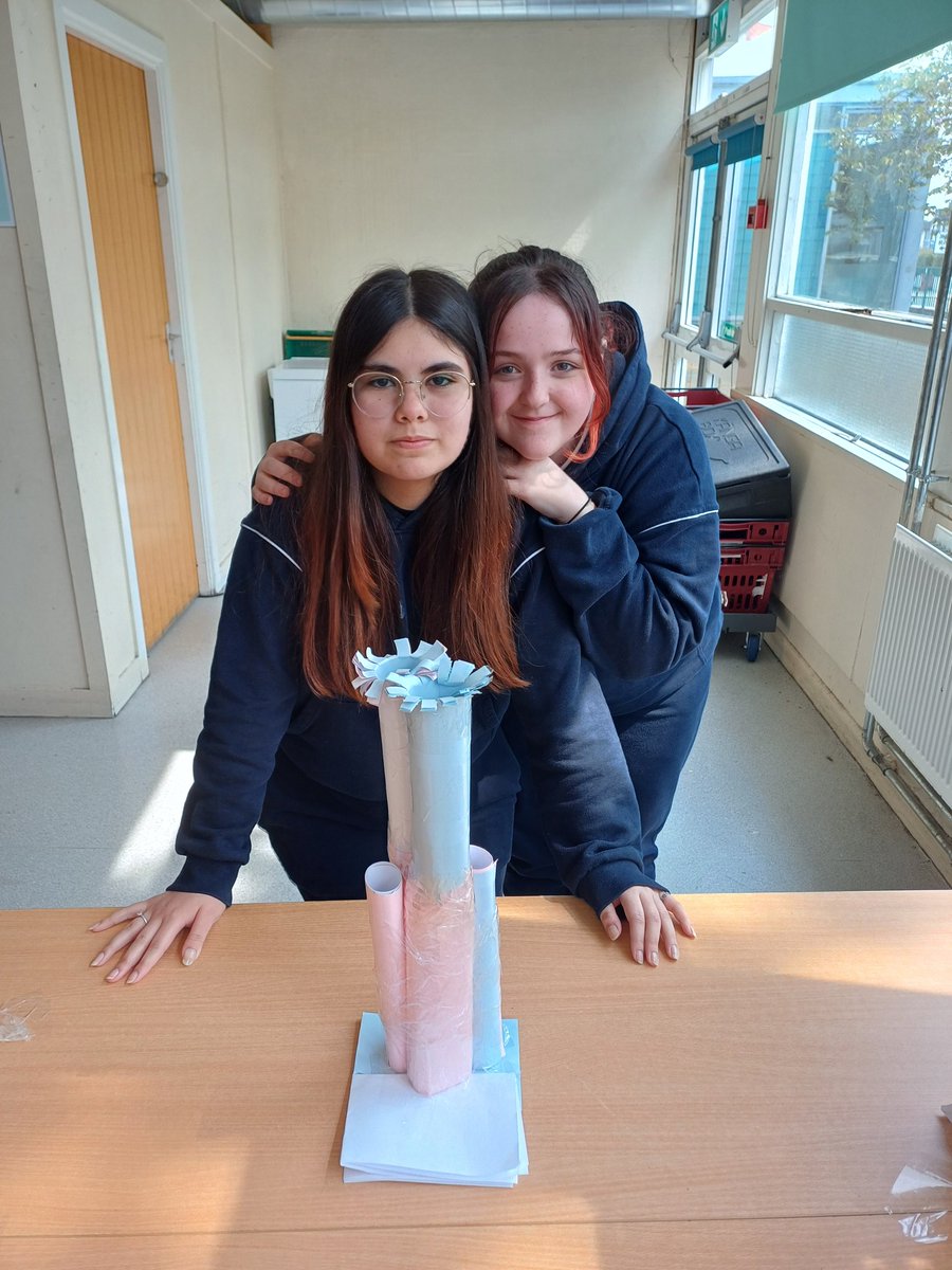 Competition between 1st and 2nd years for the tallest, strongest paper tower #science #sciencefair #scienceinaction Who can hold up a tin of beans?!