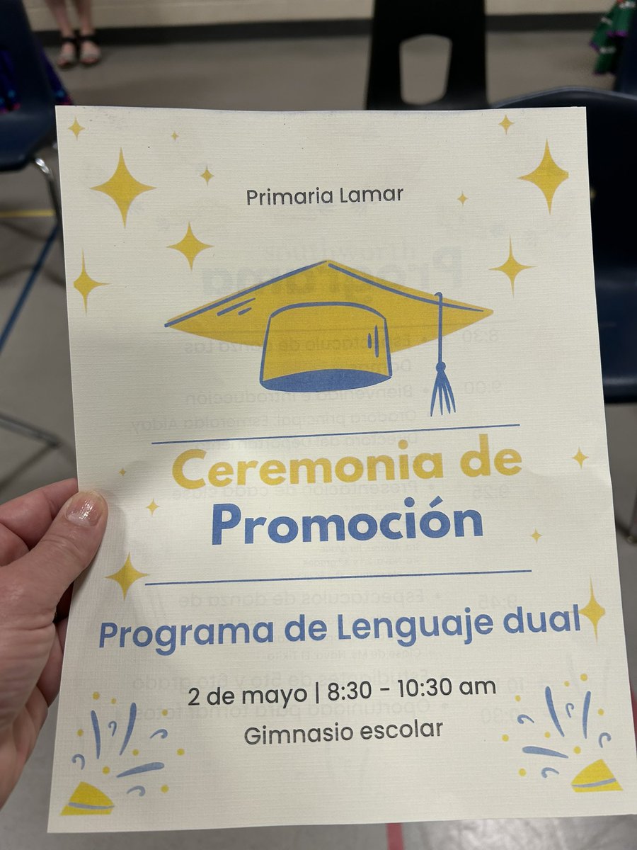 The stage is set @LamarElemSAISD for the p🎉ceremonia de promoción 🎉promotion ceremony at our beloved professional development school @tu_eddept @Trinity_U! Thank you to contributors Dra. Delgado (@delgadorable) & Dr. Katherine Espinoza y Las Abuelitas dancers 💐💗