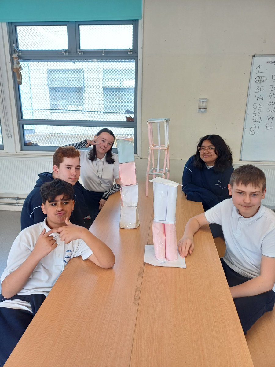 Competition between 1st and 2nd years for the tallest, strongest paper tower #science #sciencefair #scienceinaction Who can hold up a tin of beans?!