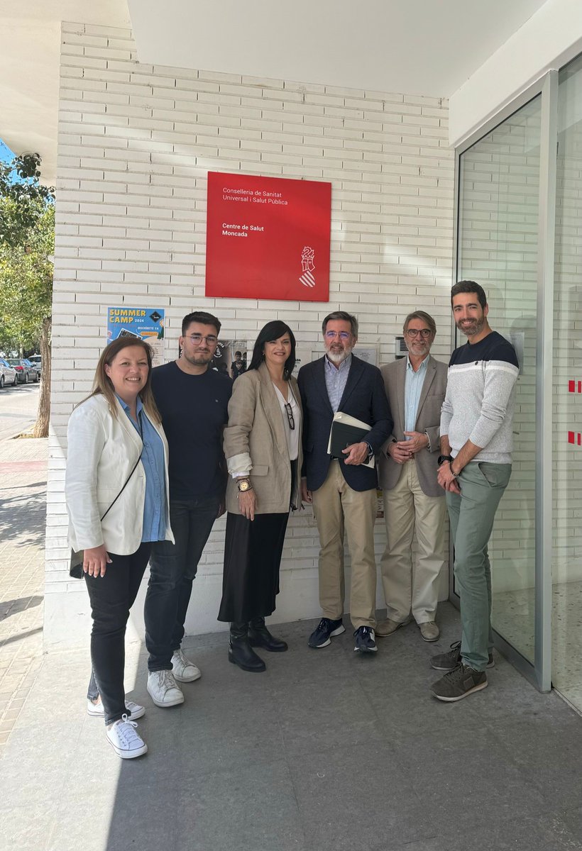 Hoy he visitado #Moncada junto a @alfcastello, Vicepresidente Primero de les Corts Valencianes, para percibir aquellas cuestiones de actualidad y necesidad. #gracias @BenllochSoler por la acogida. #fentcomunitat #treballemperatu #treballemperatots #ppcv #ppmoncada