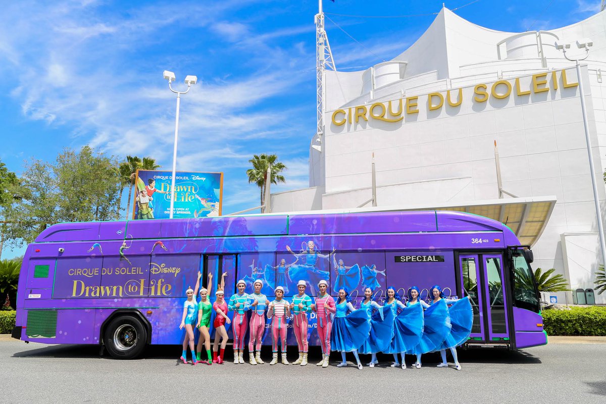 Orlando got a taste of the Disney Springs Drawn To Life show through their vibrant and beautiful full-wrap bus that ran throughout the area. The actual characters in the show were so captivated by the bus that they used it as a backdrop for photos! @CirqueDuSoleil_