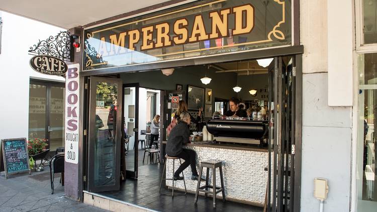 Join me in the 3 storey old world charm of Ampersand Cafe & Bookstore, Paddington for a lively conversation over food & wine about my new tragicomedy '#NeverLookDesperate'

Bookings are limited, reserve your seats. For details: facebook.com/events/2541540…

#sydneyevents #lovetoread