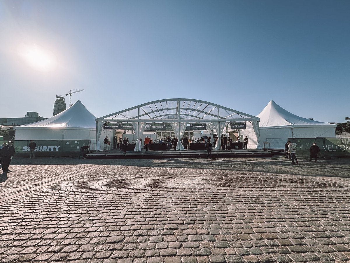 Stunning scenes outside Øksnehallen, Copenhagen this morning ahead of V2 Security Day 2.

We’ll see you inside! 👋🏼

#V2Security #SecurityConference #Cybersecurity #PrivielegedAccessManagement #RemoteAccess #ZeroTrust #AdminByRequest