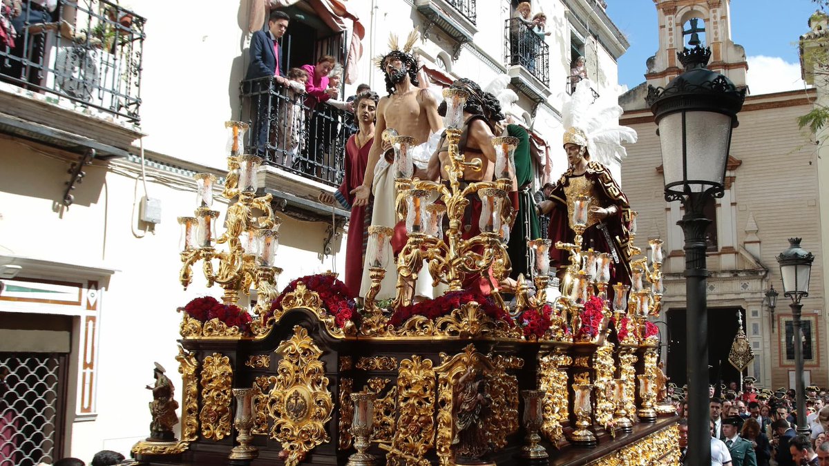 🟢 ¿Cual es tu día favorito de la Semana Santa Sevillana? ¿Y por qué?

Os leo en el tweet 🤗👇
#SSantaSevilla24