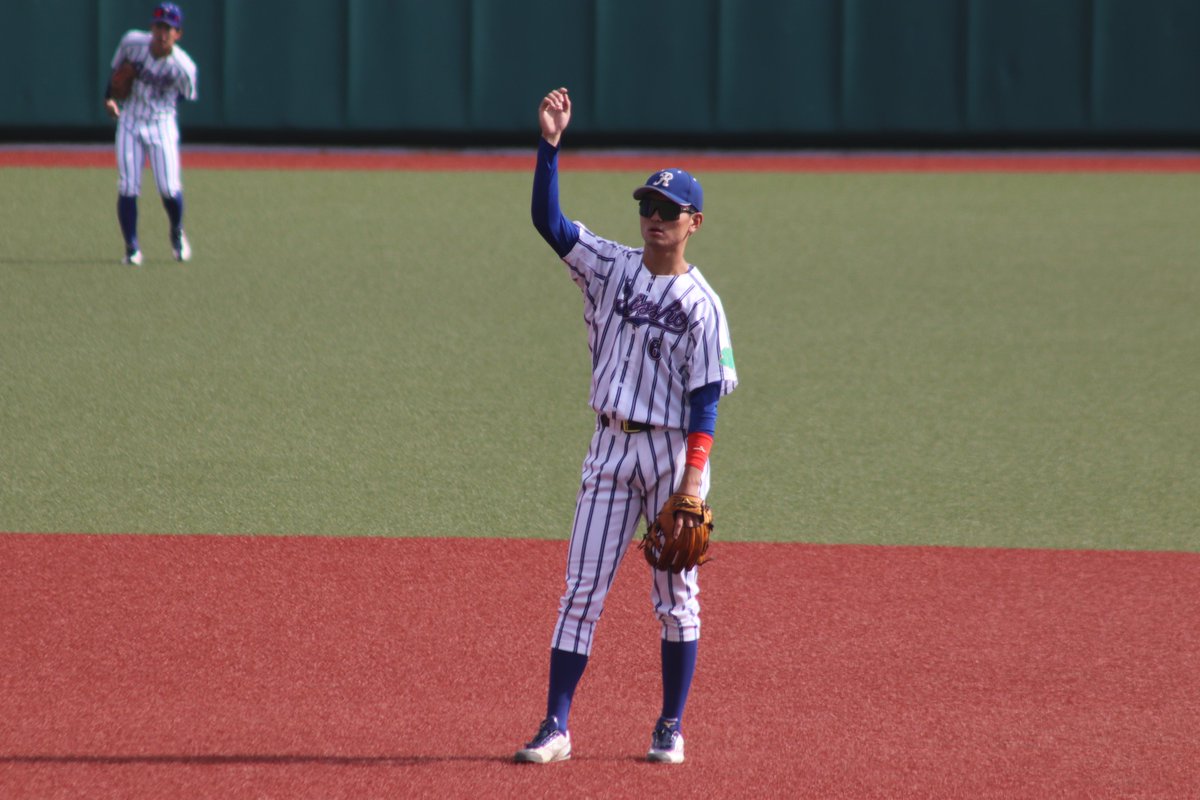 【試合終了 2部】＠等々力球場 拓殖大 3×2 立正大 (写真　1枚目：拓殖大・業天　2枚目：立正大・熊谷　3枚目：拓殖大・石田　4枚目：立正大・蔵田) ＊次回のリーグ戦 5/8 ＠等々力球場 第1試合 09:00～ 拓殖大×東農大 第1回戦⚾ 第2試合 11:30～ 東洋大×国士大 第1回戦⚾ 第3試合 14:00～…