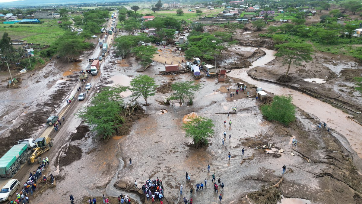 I pray for those facing the devastating floods that hit East Africa. The weather is creating havoc in this region causing loss of lives, massive displacement, destruction of infrastructure and property. Read more: bit.ly/4deMsKO #ElNino #KenyaFloods #FloodCrisisResponse