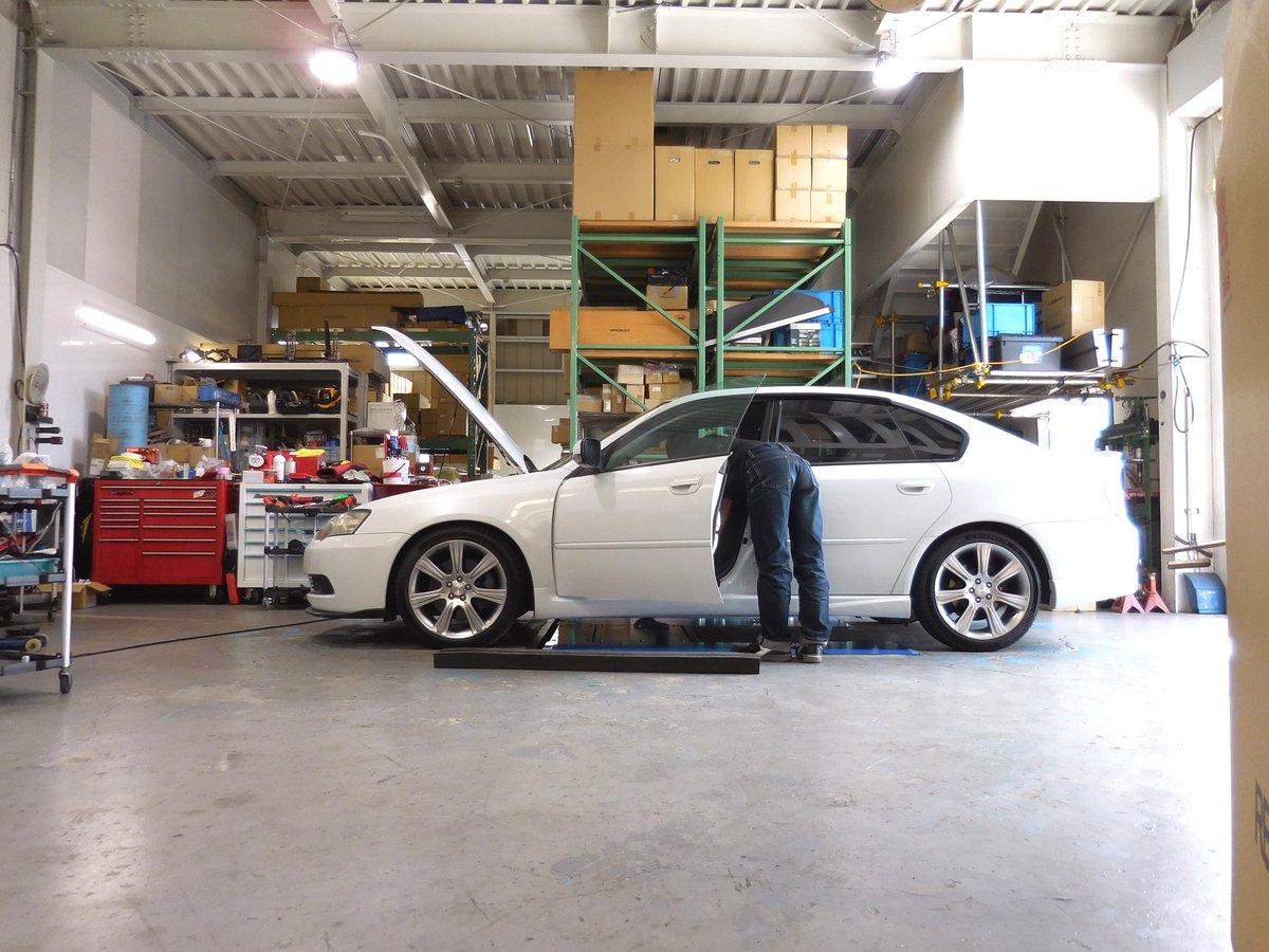 ProvaYokohama's tweet photo. #ble #legacy #3.0r シフトレバー点検でのご来店です。中立付近のグラツキが大きく操作しにくいとのご相談。しっかり感とリフレッシュを兼ねて #sti 製シフトリンケージのご注文です。ありがとうございました!#subaru #prova #shiftlinkage #maintenance #h6 https://t.co/3lDNjTgDem