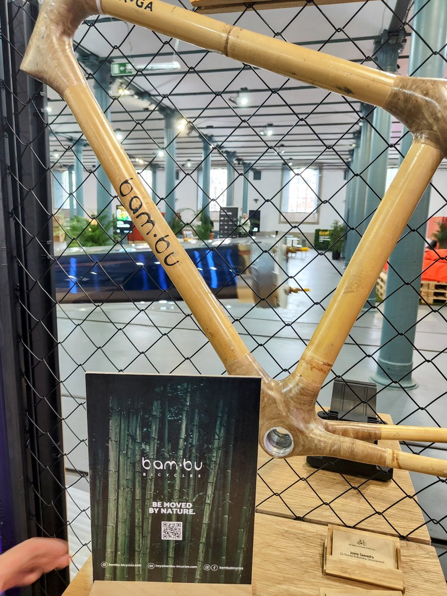 These guys make bicycles out of bamboo. Spotted in Porto at the #SIMConference Startup Showcase Cc @tanguygo bambu-bicycles.com