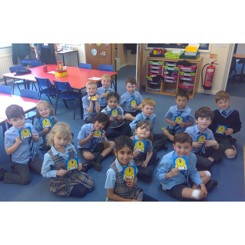 Year 1 have been learning to tell the time using o'clock and half past. #lifeskills #clockfaces #SiblingSchool #ELDRIC