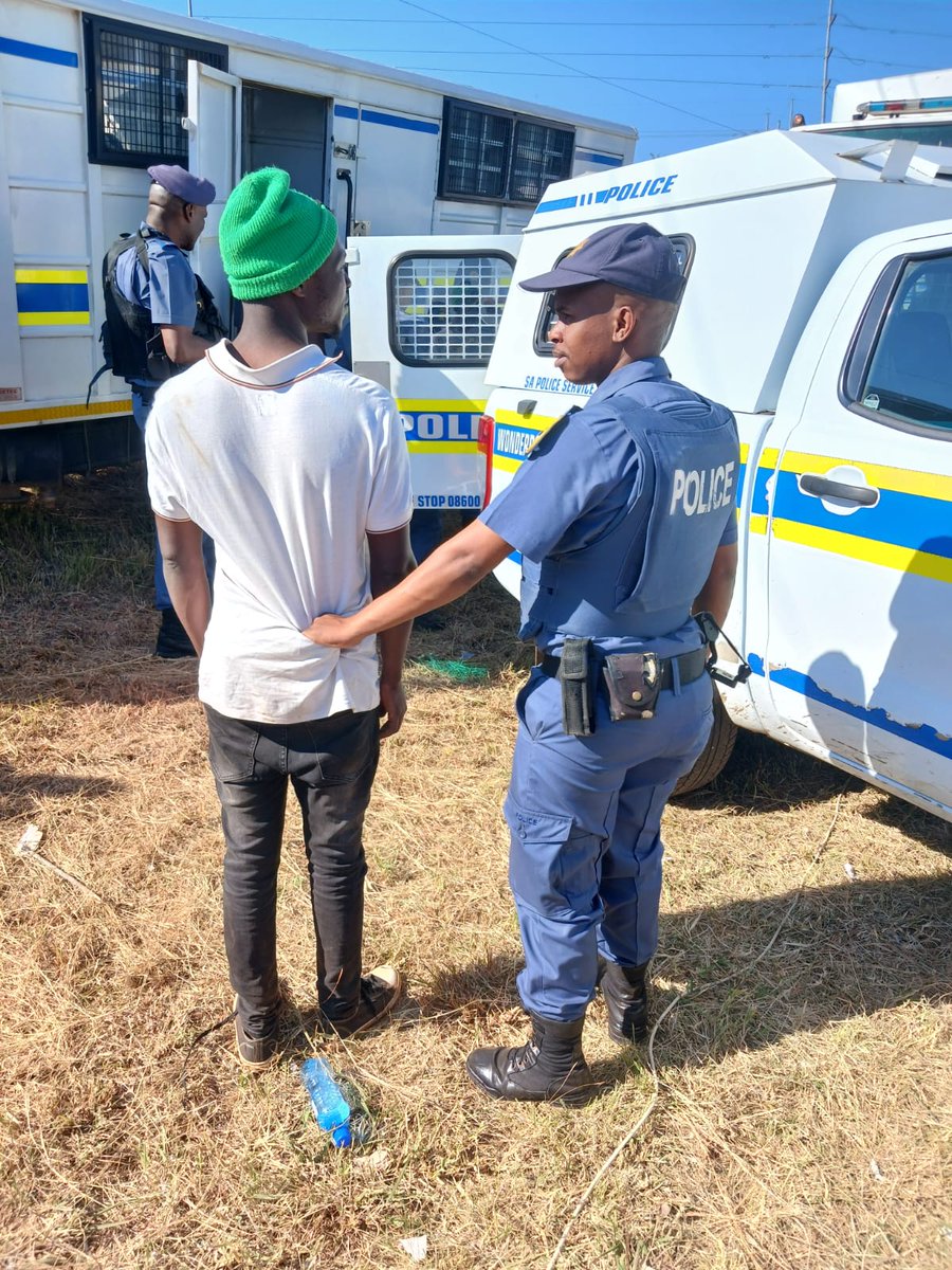 OPERATION SHANELA - TEMBA & HAMMANSKRAAL: 02 May 2024 More than thirty (30) suspects were arrested at a roadblock for crime, ranging from illegal immigrants to employing illegal immigrants. The team also impounded two vehicles that were found to have been tampered with.