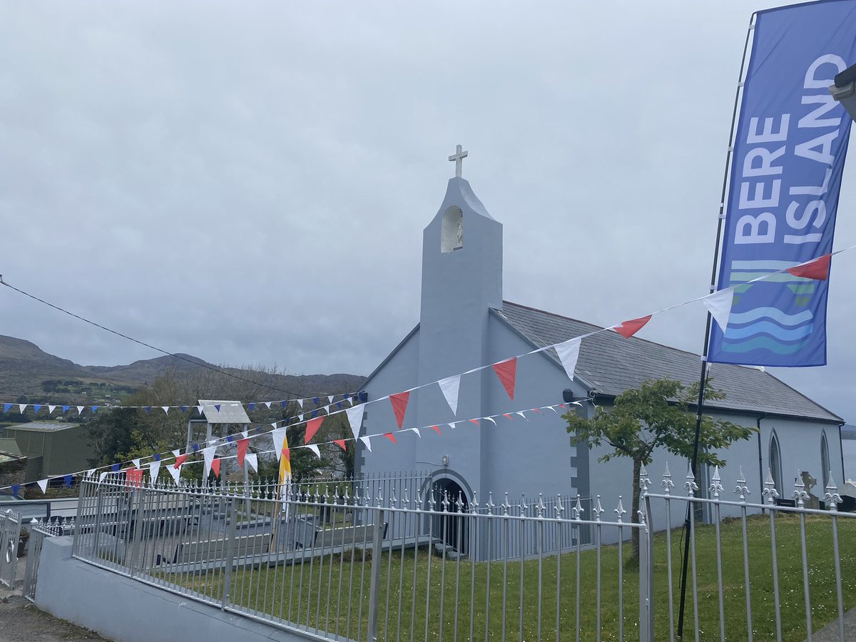 St Michael’s Church #BereIsland all set for Confirmation taking place on the island today. Wishing all the best to the three pupils from @smnbereisland who will be making their Confirmation.