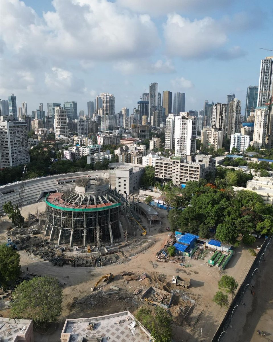 🚨 Construction of Ambedkar memorial in Mumbai, Maharashtra.