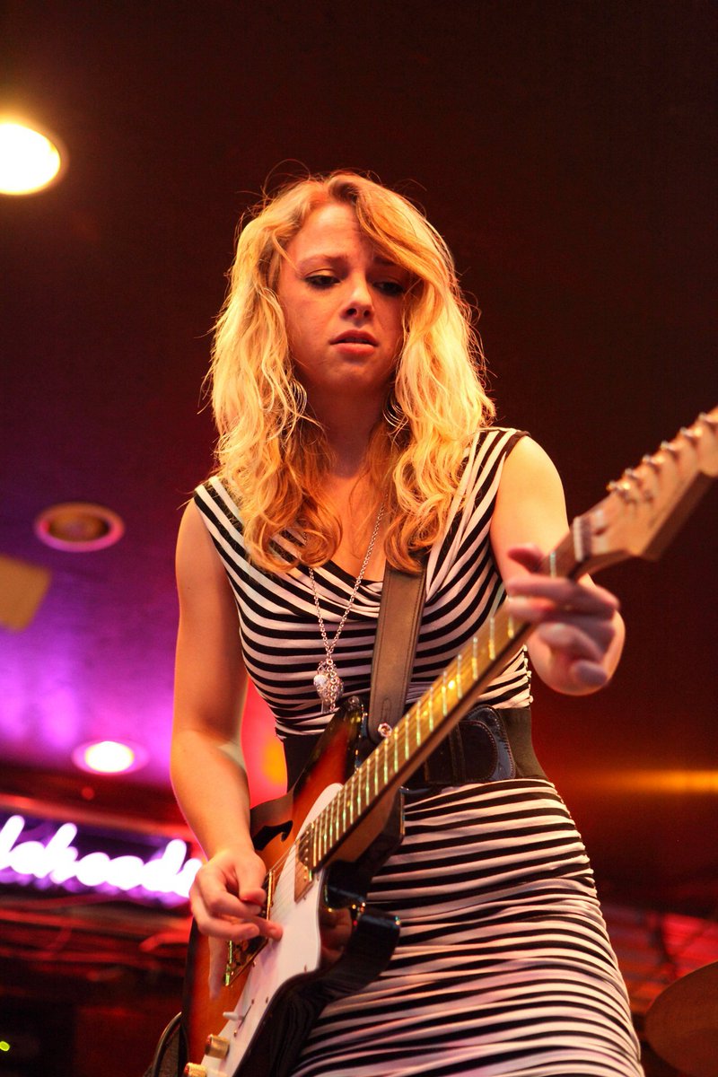 Independent Rock Radio WNRM The Root- Samantha Fish - Loud [feat. Tech N9ne] - Faster @Samantha_Fish - WNRM Loves You! Buy song links.autopo.st/cmnc