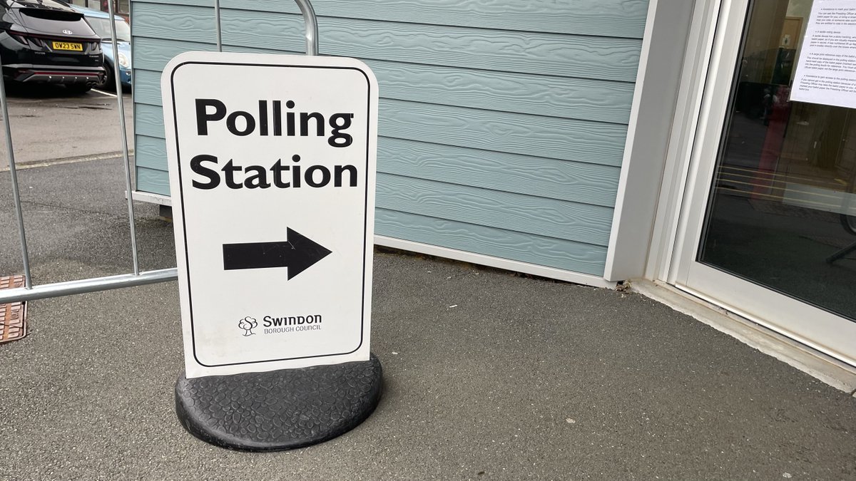 If you forgot to send your postal vote, don't worry! You can drop it off today (2 May) at a polling station until 10pm, or at the Civic Offices reception desk on Euclid Street until 4pm. Just fill out a quick form for hand-delivery. 😊 #SwindonVotes #VoterID #LE24