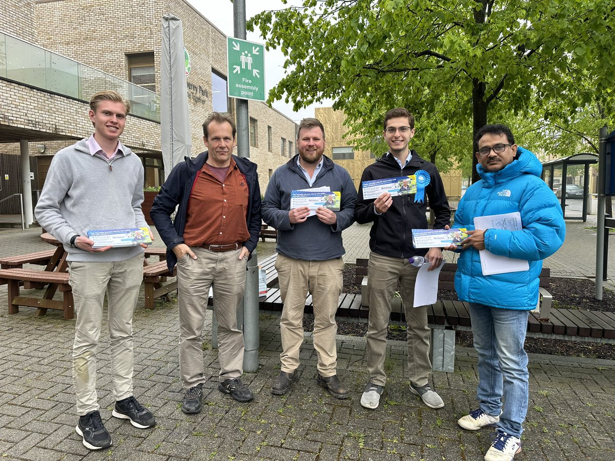 The @BathCA is out across Bath today in support of our Police and Crime Commissioner @ShelfordMark. Marks record speaks for itself so vote today for More Police and Safer Streets