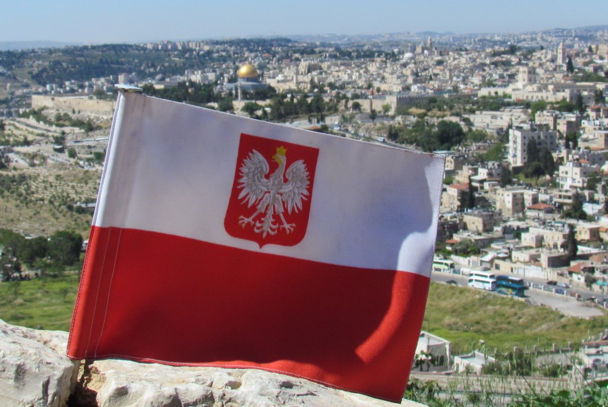 Today in 🇵🇱 Poland we celebrate Flag Day and Polish Diaspora Day. We send our warmest wishes to all our friends in #Jerusalem, #Ramallah and elsewhere.
