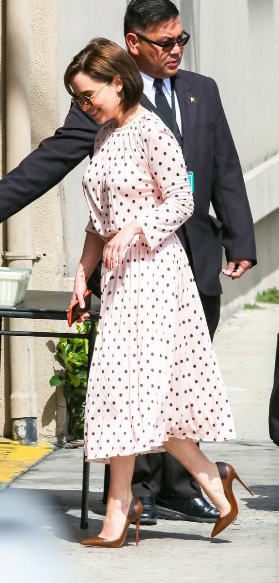 Arriving 🌈 ... 5 years ago on May 2
#EmiliaClarke for Jimmy Kimmel show