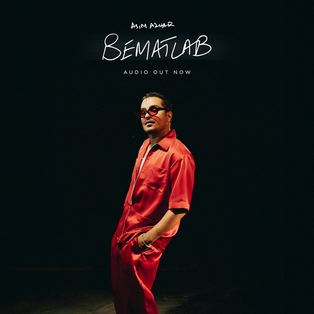 Ripping right through the charts, @AsimAzharr's debut album is here to stay.

Check out 'Bematlab', if you aren't vibing to the tracks already!

#UniversalMusicPakistan #Bematlab #asimazhar #debutalbum #outnow