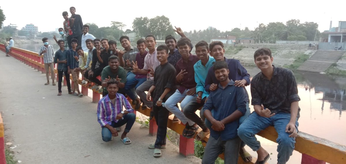 Dhaka, 1 May: Don Bosco Bangladesh at Moushair, Dhaka organized a 10-day “Come and See” programme . A total of 23 boys were present for the camp.
Various activities and a visit to the substation of Rajabari created a lot of enthusiasm among the boys. 
#Donbosco #comeandsee