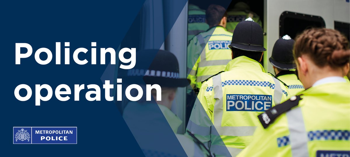 Officers are deployed to Brixton Town Centre #SW9 following community concerns about crime and ASB. A New Met for London means listening to communities. We have listened and are responding. But there's more to policing than arrests. Follow along today for updates... 🧵