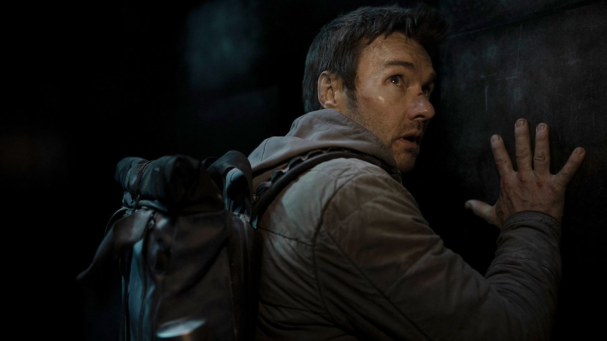 'Maintains Apple’s status as the default home of thoughtful, adult-orientated sci-fi.'

Joel Edgerton is a physics teacher experiencing a parallel life in #DarkMatter, streaming on Apple TV+ from next week.

Read Empire's review: empireonline.com/tv/reviews/dar…