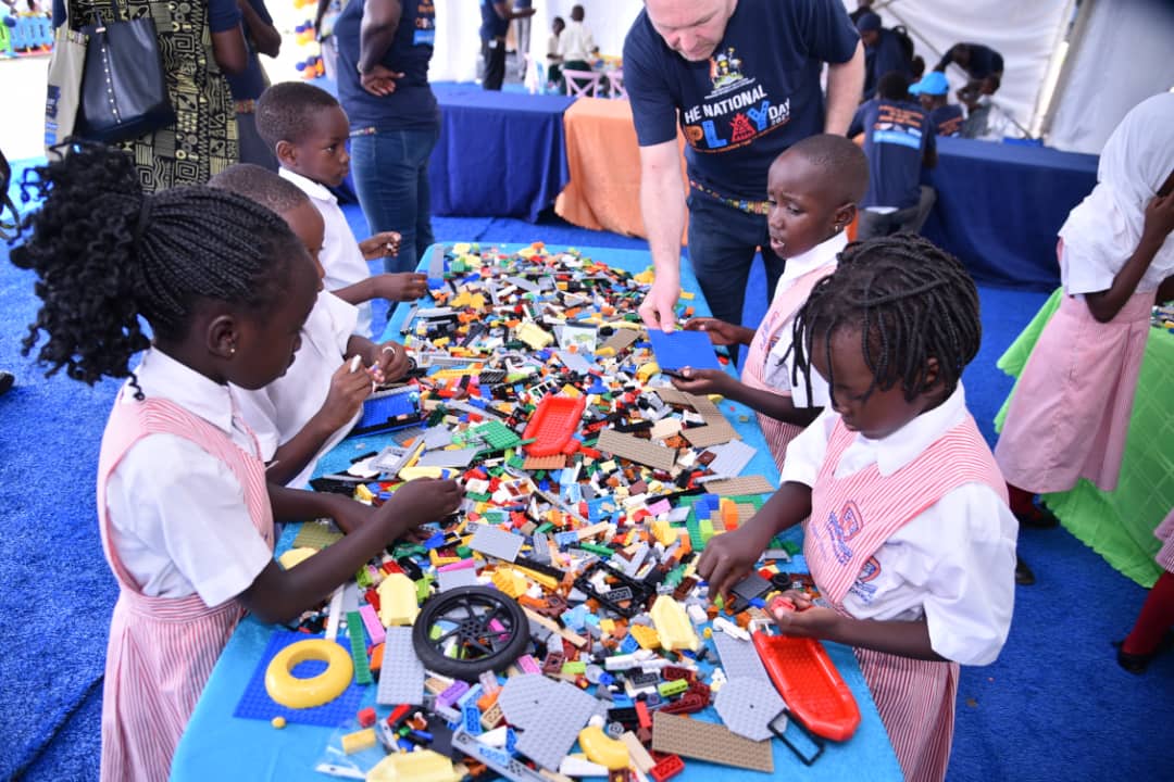 It’s important to encourage play in the early stages of children’s education to enable them to contribute to their own learning. 

#UgPlayDay